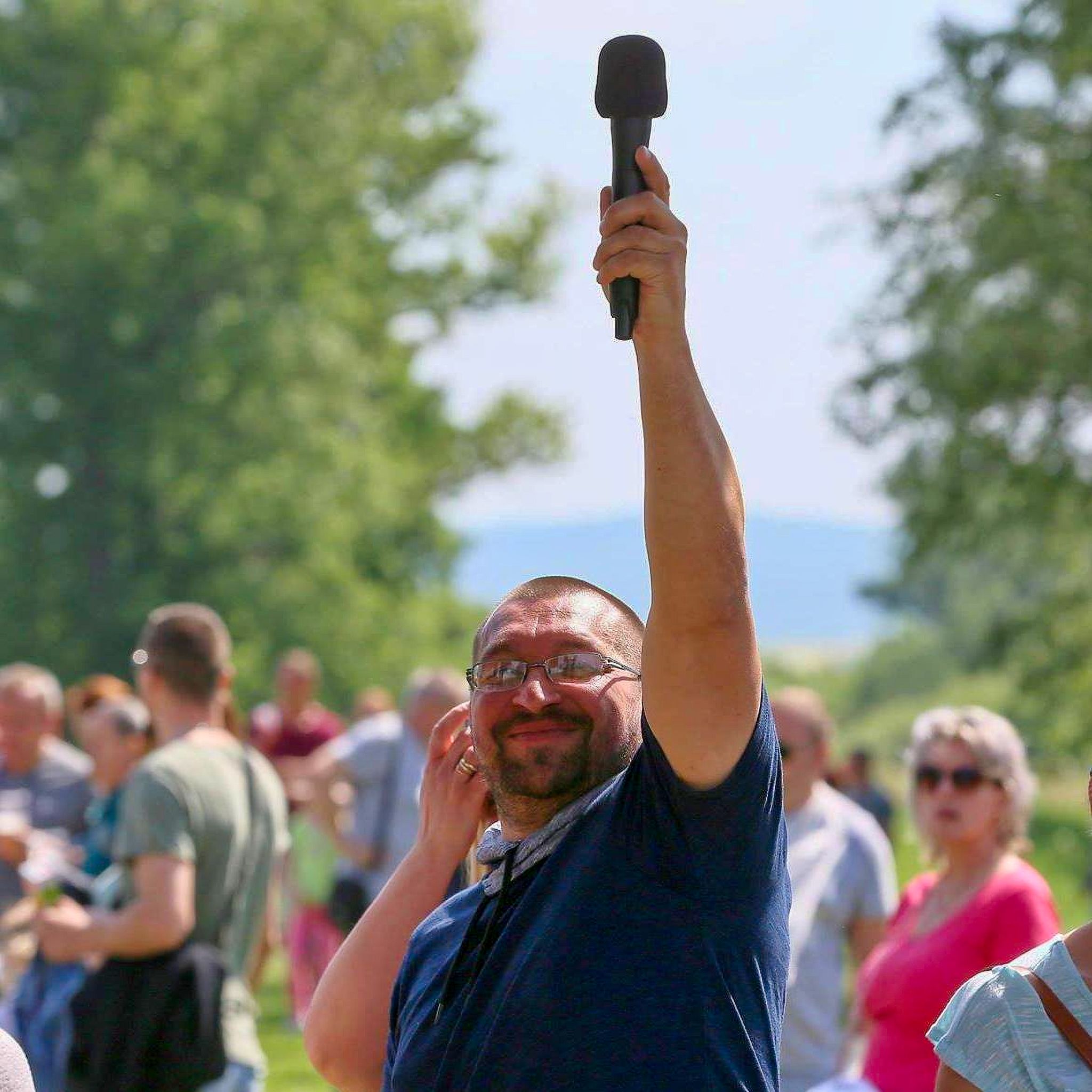 Portrétová fotografia Vladimíra Mičeka - zakladateľa Albánske Reality